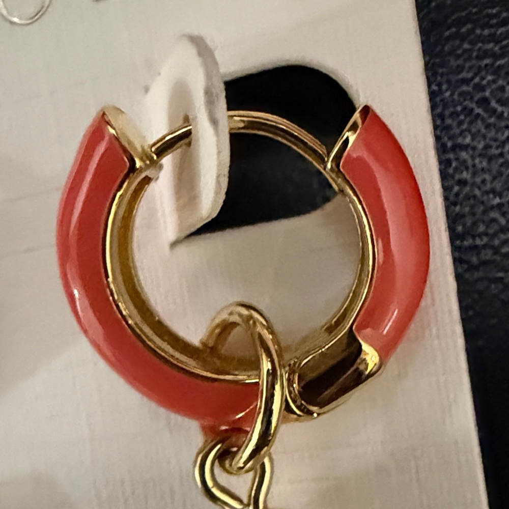 Talbots NWT Semiprecious Gold-Tone Coral Hoop Earrings with Pearl Drops - Picture 4 of 4